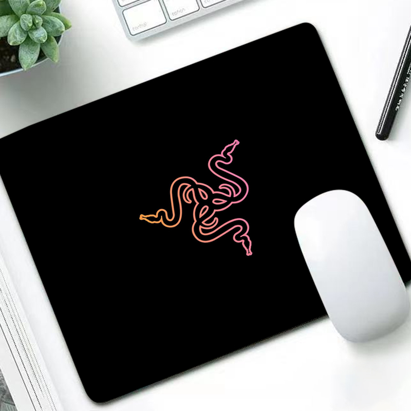 Razer Luxury Mouse Pad Anime G - đánh giá và giá Gaming Keyboard Easy To Clean