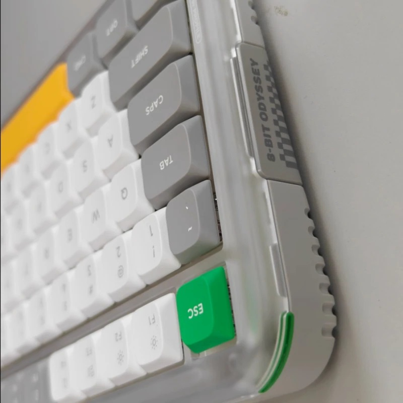 NuPhy Kick75 Keyboard Tri-Mode - đánh giá và giá Gaming Keyboard That Is Quiet