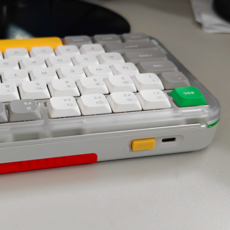 NuPhy Kick75 Keyboard Tri-Mode - đánh giá và giá Gaming Keyboard That Is Quiet